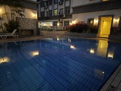 Versailles (D15), Condominium #580244521